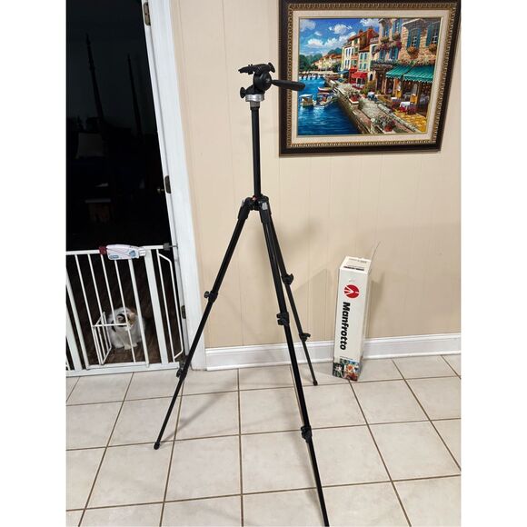Manfrotto Camera and Video Tripod, New in Box, 190XDB, 390RC2BB - Picture 1 of 8